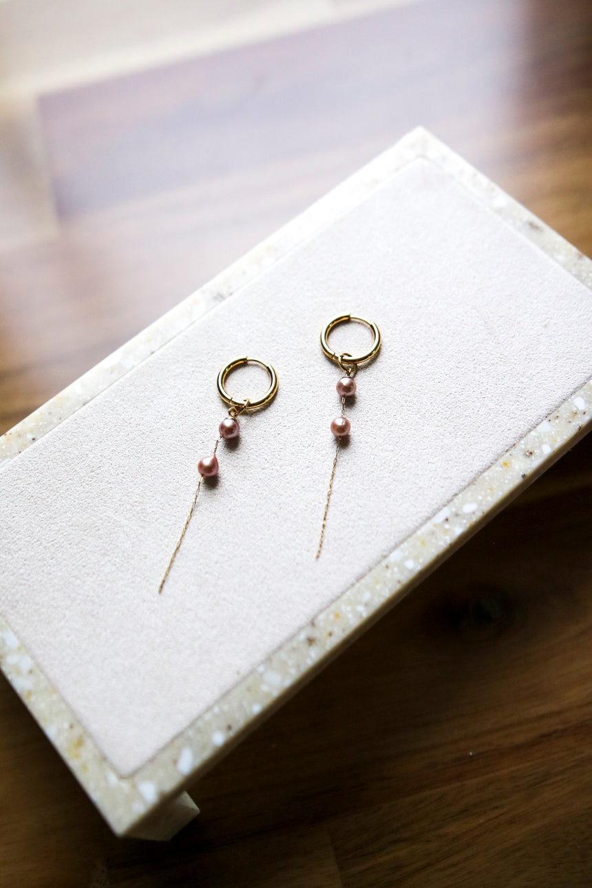 SUPERIOR TO FRESHWATER PEARLS, REDEFINING LUXURY WITH SALTWATER STANDARDS